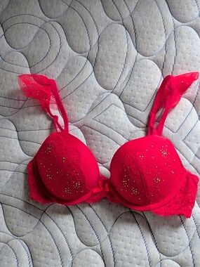 Victoria's Secret Red Lace Push-Up Bra